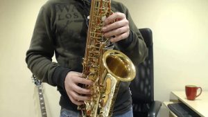 Résultat de recherche d'images pour "swing saxophone"