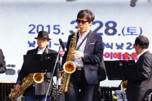 Jouer les arpèges aux saxophones
