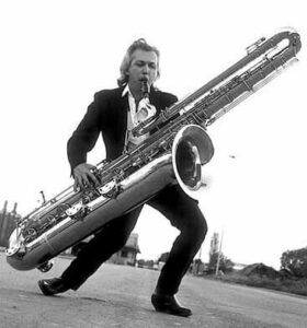 saxophone contrebasse